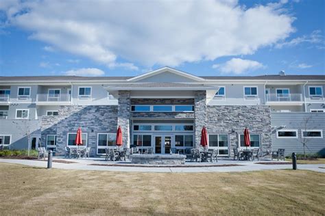The 5 Best Independent Living Communities in Summerville, SC for 2024.